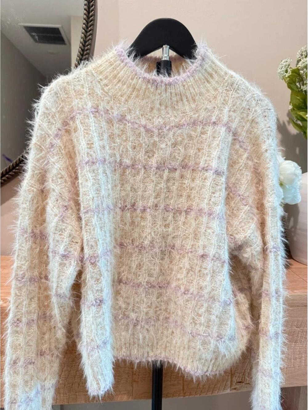 Forever 21 Cream And Lilac Y2k Sweater
